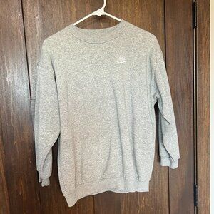 Girls-  Nike Club Crewneck Fleece Sweatshirt -  Gray